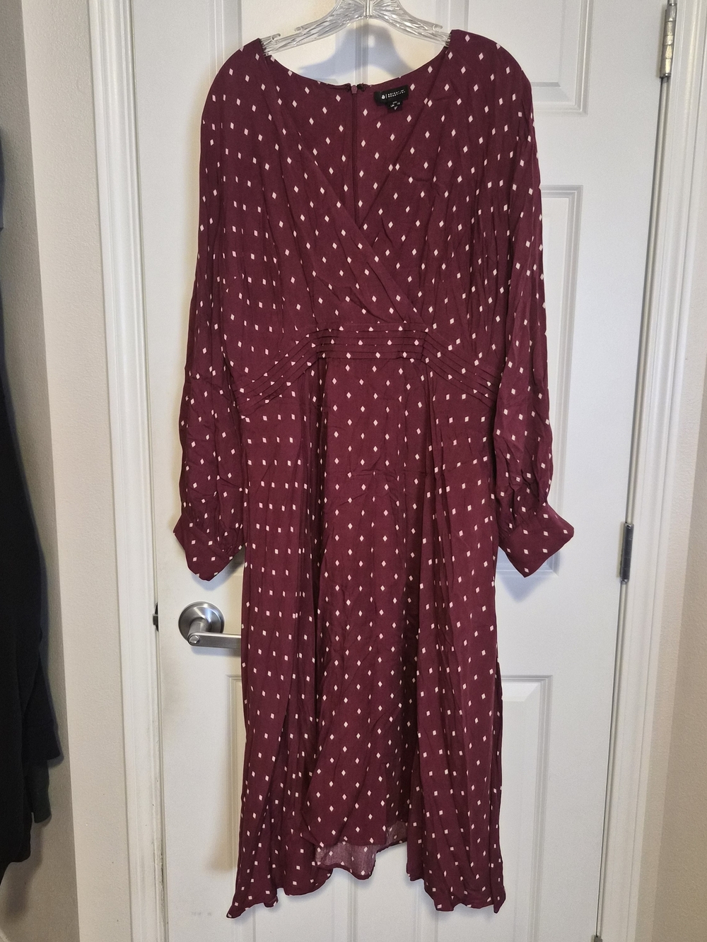 Vintage Long Sleeve Burgundy Dress With Diamond Print